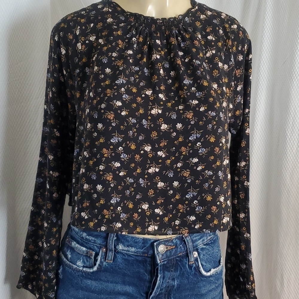 Free People Black Floral Mock Neck Long Sleeve Crop Top Size XS